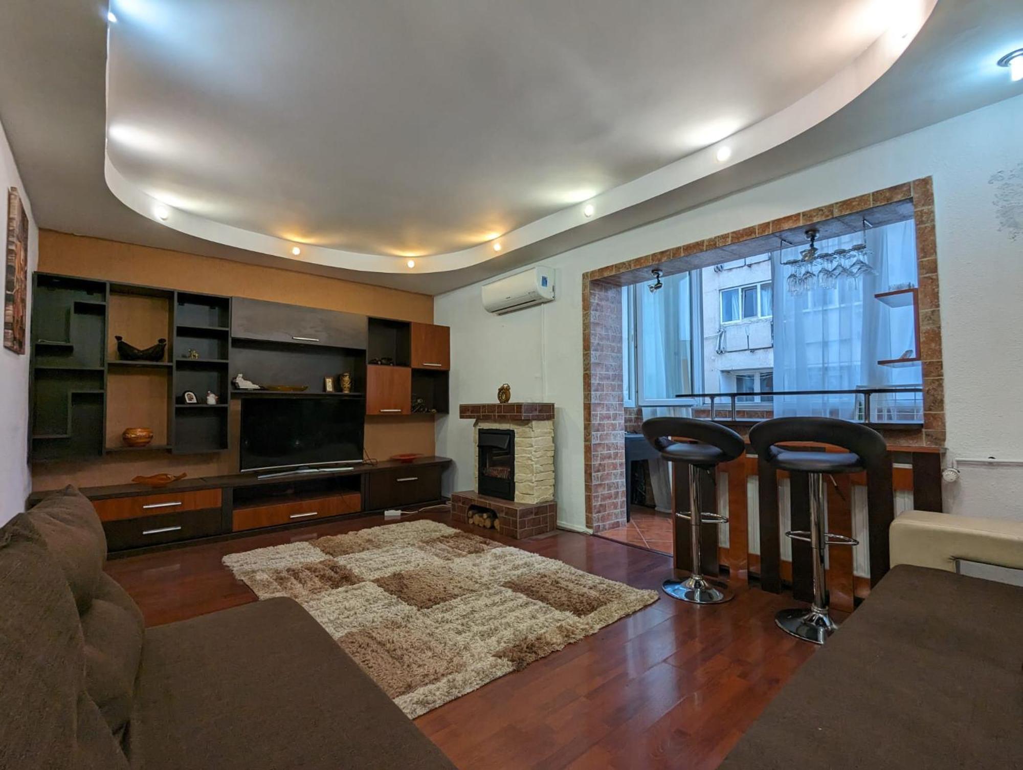 Modern Oasis With A Cozy Fireplace Your Stylish Apartment Minutes From Downtown Bucharest Luaran gambar
